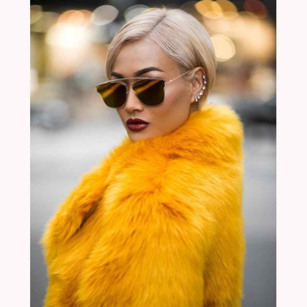 💥STUNNING💥GUESS FAUX FUR COAT in YELLOW HONEY GOLD - Picture 3 of 15